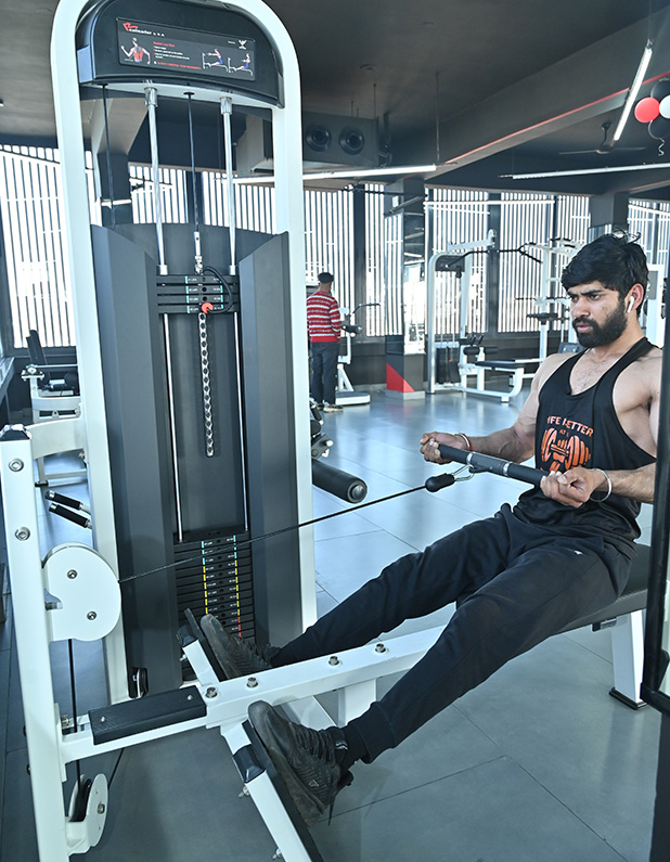 Seated_Low_Row_Machine